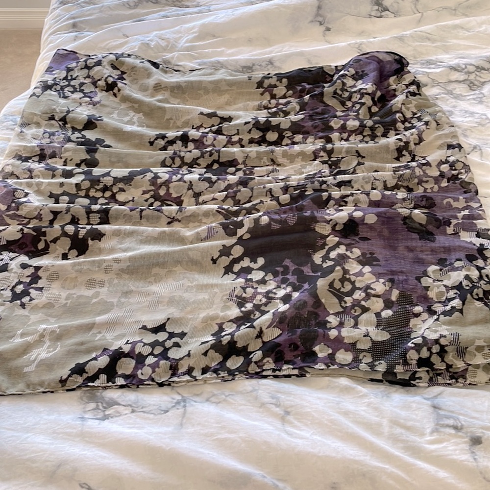 Purple patterned infinity scarf - Picture 4 of 6